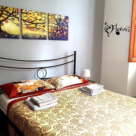 Aristocarli Bed & Breakfast Рим Стая снимка
